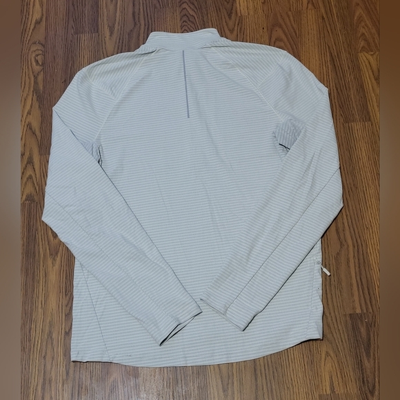 Lululemon Women's M Quarter-Zip Turtle Neck Long Sleeve Mesh Top B58 - Picture 7 of 8